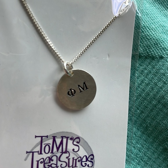 Silver Phi Mu pendant necklace - Picture 3 of 3